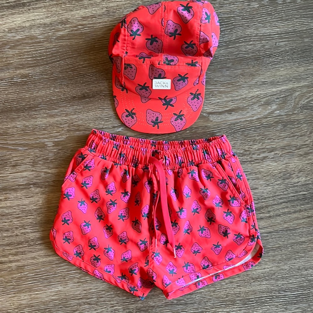 Kortni Jeane Mini Men retro shorties bundled with Jack and Winn hat. Size 4/5.